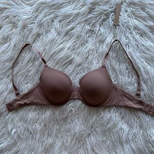 Skims Fits Everybody T-Shirt Bra Sienna Size 32D